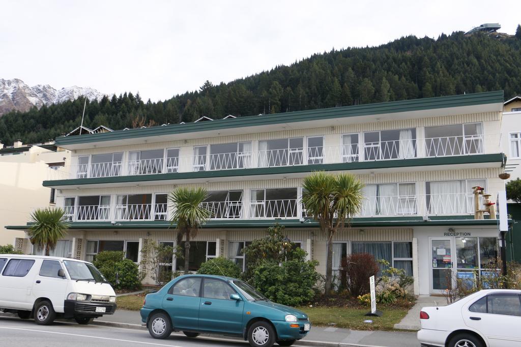 Lakeside Motel Queenstown Exterior photo
